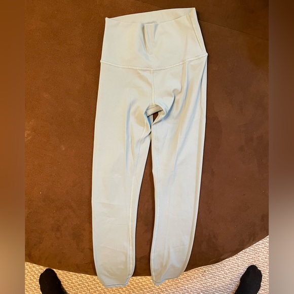 LuluLemon Align Leggings - Picture 1 of 1